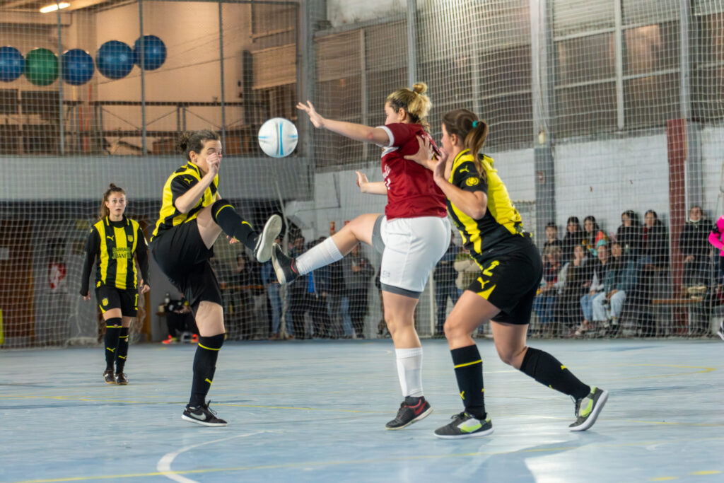 UTU va a los play-offs tras cerrar el Torneo Clasificatorio en el Futsal femenino AUF