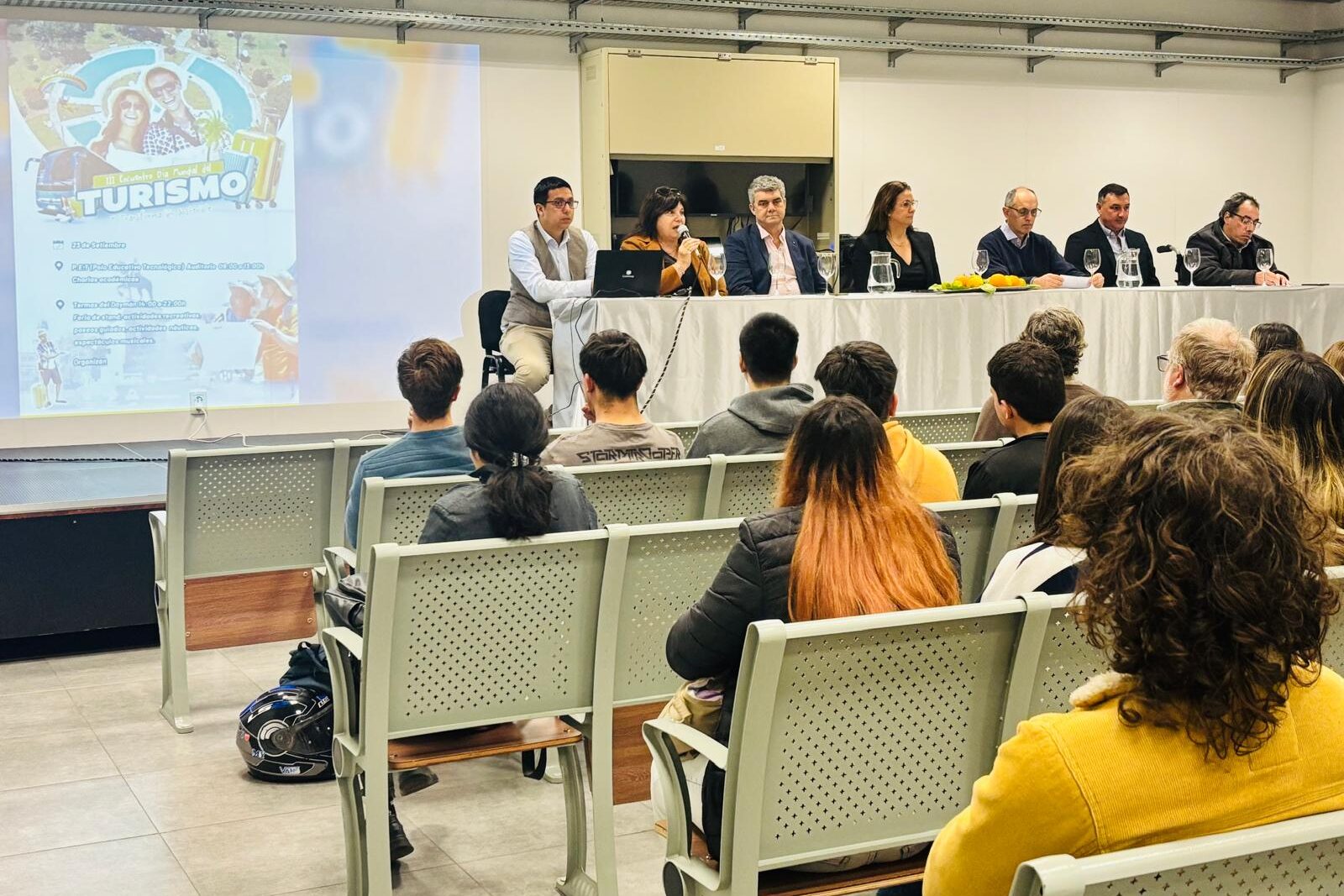 El Polo Educativo Tecnológico Salto celebró el Día Mundial del Turismo con una jornada de intercambio, innovación y cultura