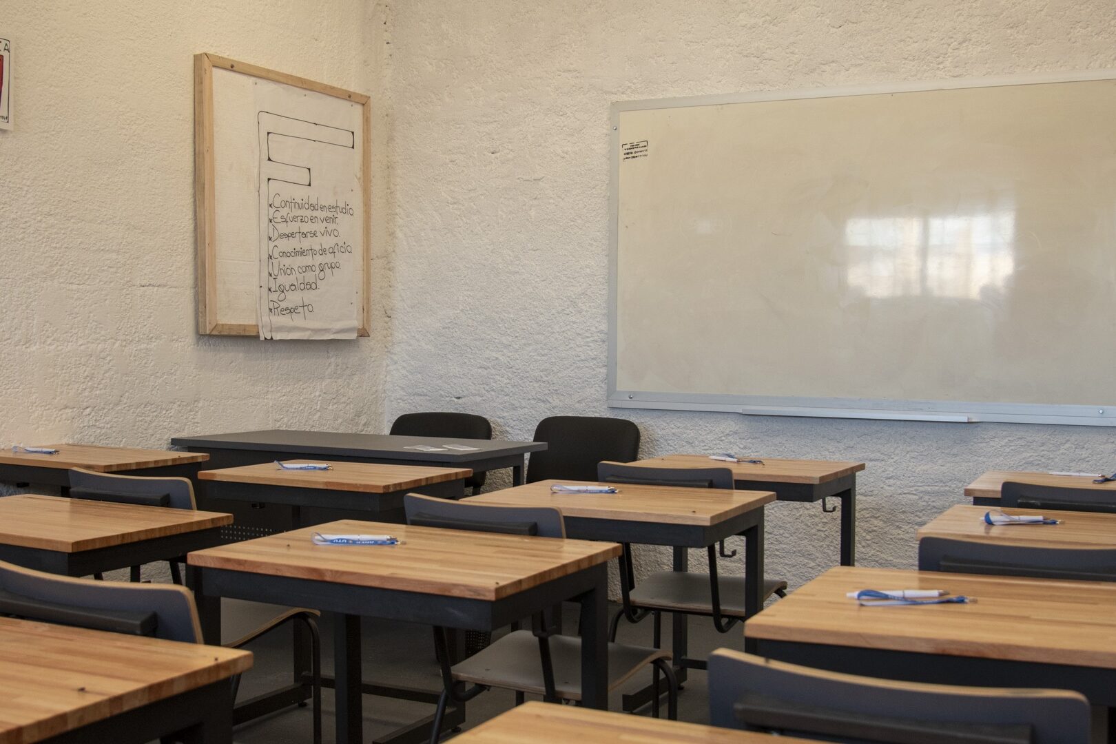 Trayectorias educativas protegidas: la experiencia de estudiar en UTU en contextos de encierro