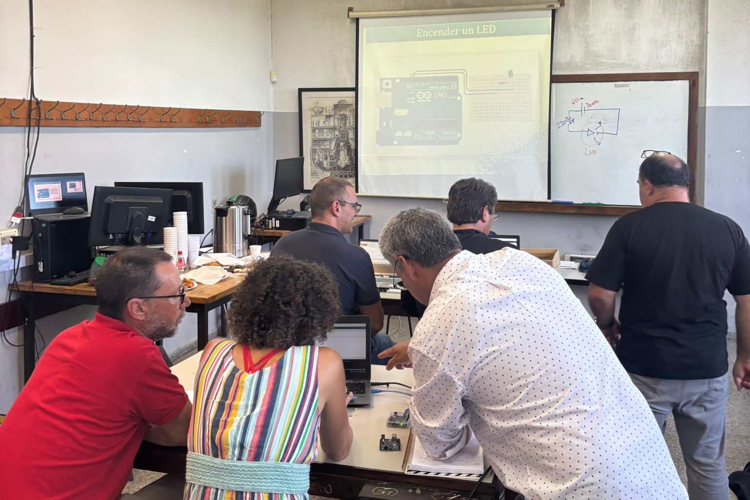 Experiencias prácticas con Arduino para fortalecer la enseñanza tecnológica