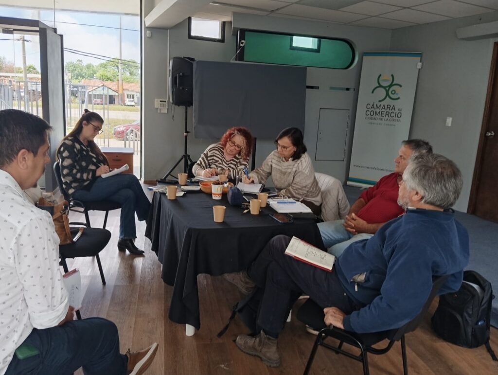 UTU y la Cámara de Comercio de Ciudad de la Costa firman convenio para fomentar oportunidades laborales