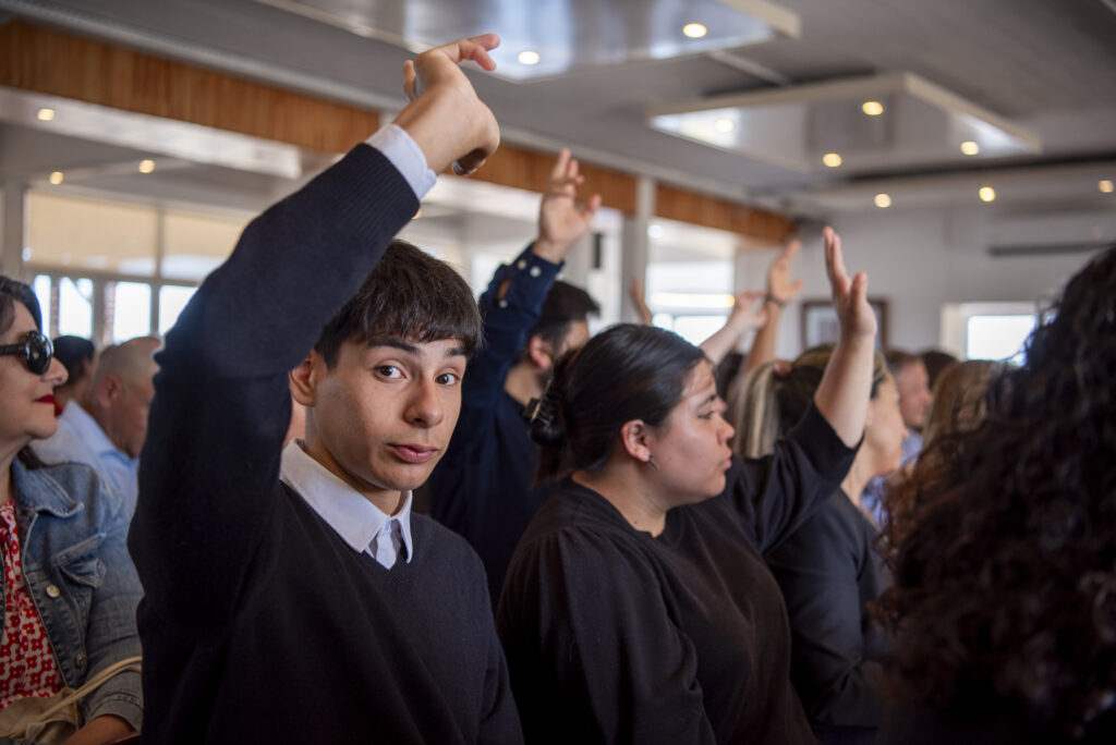 Responsables de becarios y pasantes deberán presentar escolaridad y calidad de estudiante