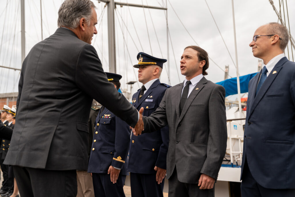 Con presencia del Presidente de la República zarpó el Velero Escuela Capitán Miranda, que contará con representación de UTU