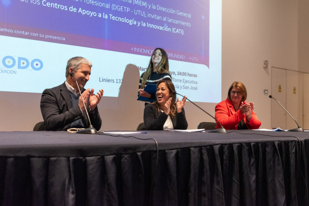 «Pensando fuera de la caja»: UTU y el MIEM presentaron los Centros de Apoyo a la Tecnología y la Innovación