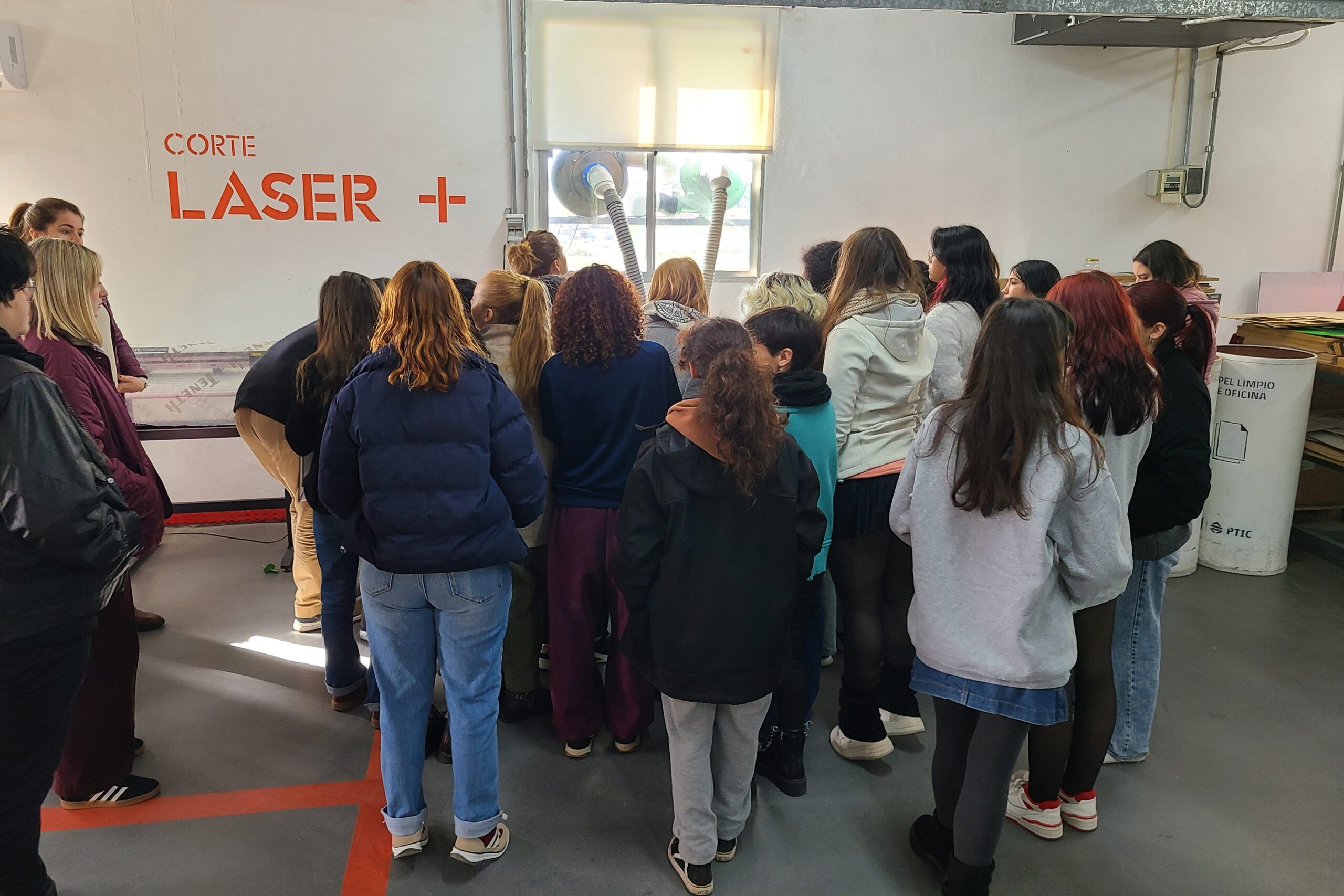 UTULAB promovió la experimentación con tecnologías de fabricación digital aplicadas a textiles