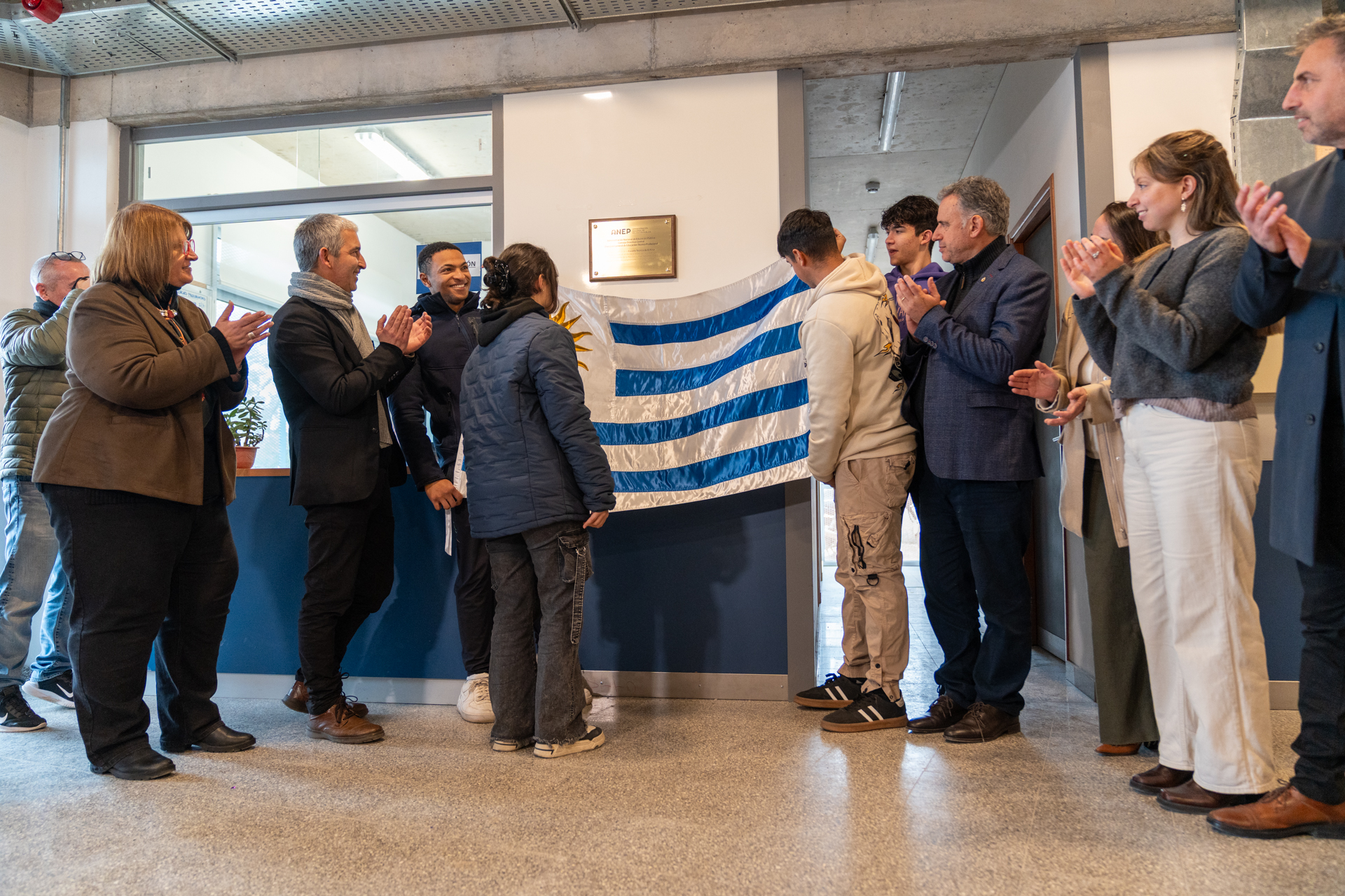 La comunidad educativa celebró la inauguración del nuevo edificio de la Escuela Técnica Pinar junto al presidente de la República