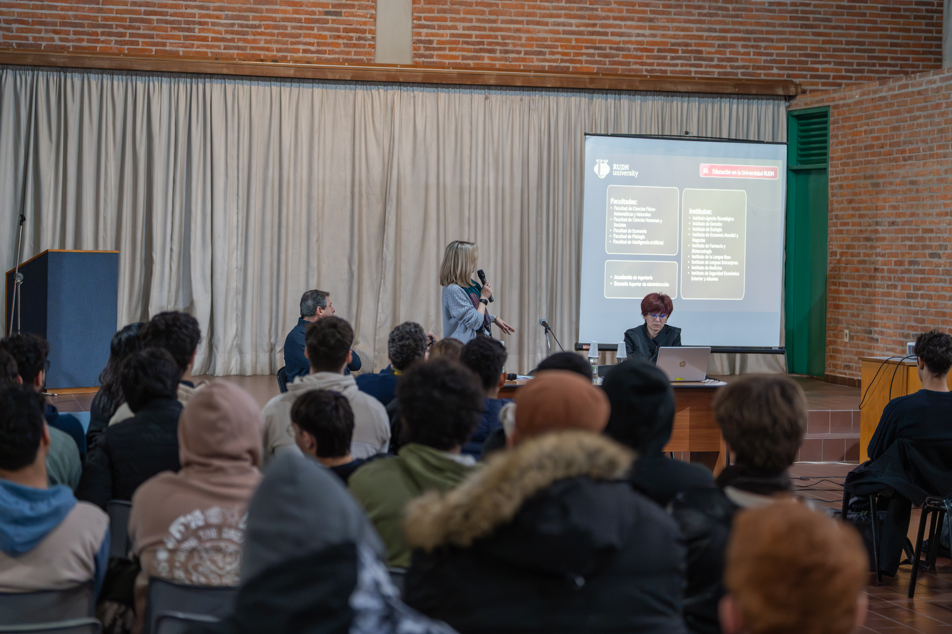 Descubrí el mundo en una sola universidad: están abiertas las inscripciones para las Olimpiadas de la Universidad RUDN