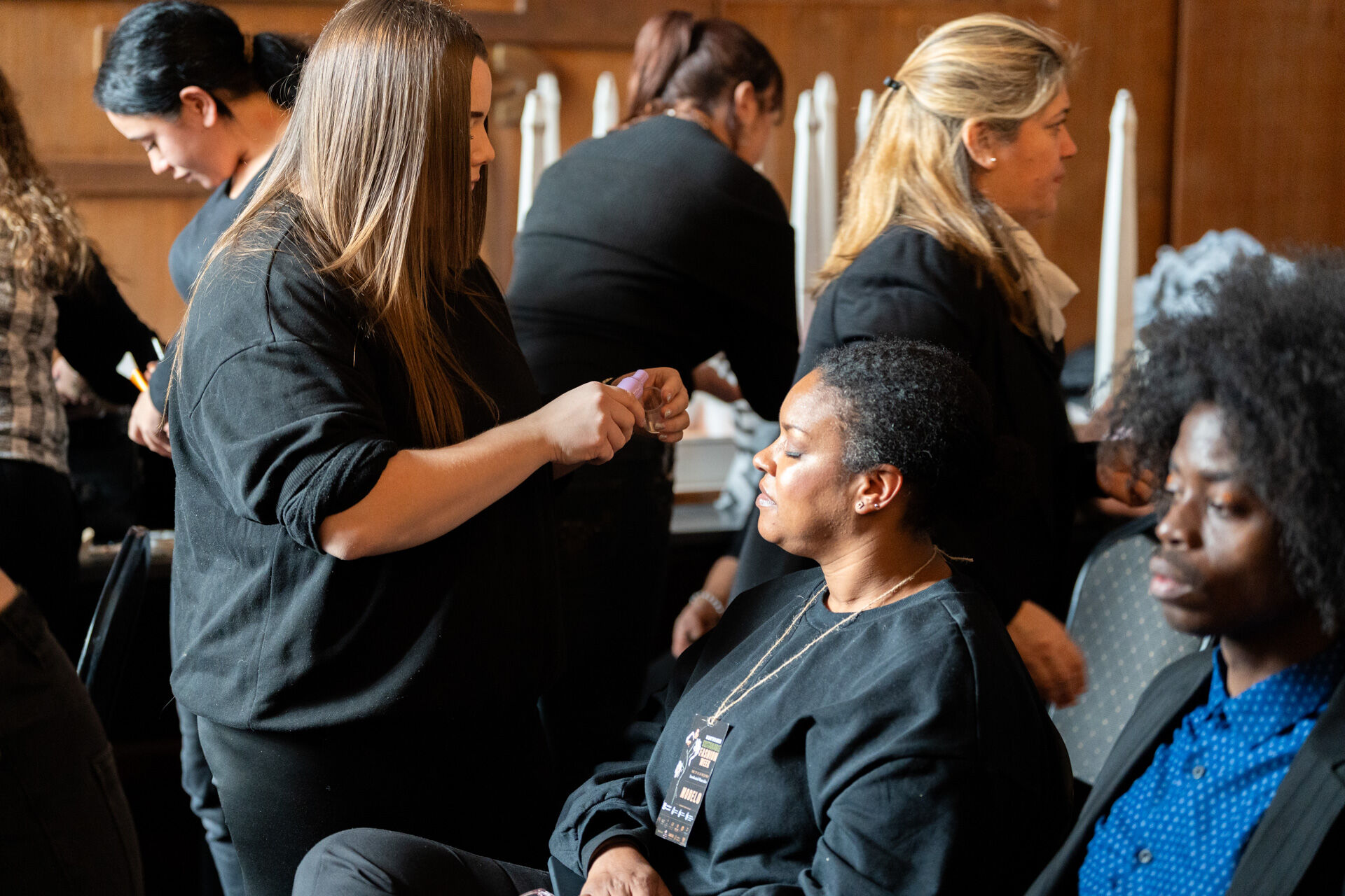 Estudiantes de la Escuela de Belleza, Vestimenta y Comunicación Social participaron del «Montevideo Sustainable Fashion Week»
