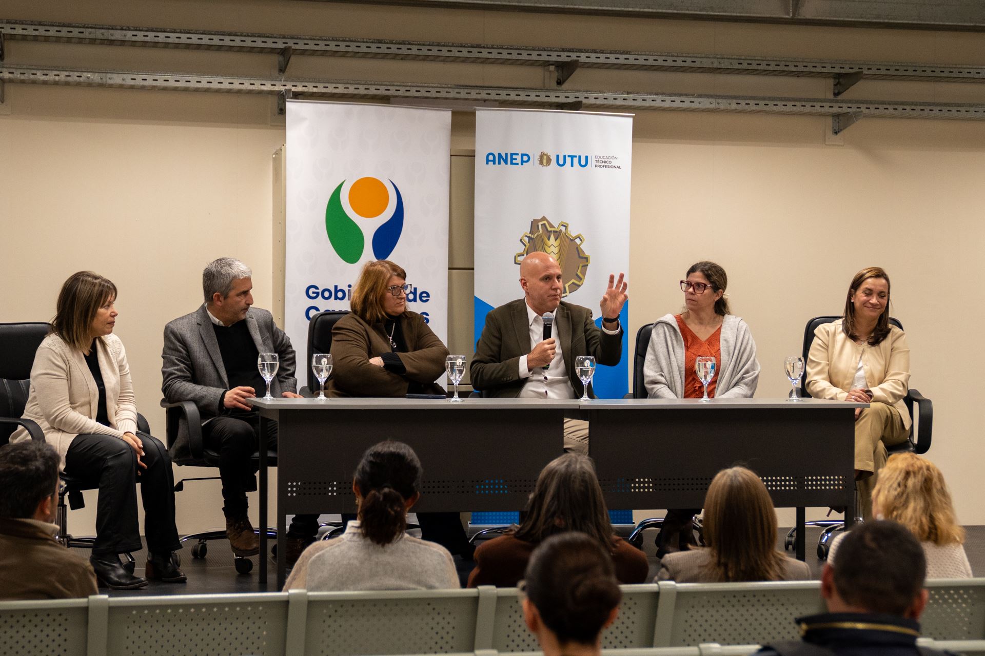 Estudiantes de Las Piedras participarán en el diseño y la motorización de sillas de ruedas junto al Centro de Rehabilitación del Sur