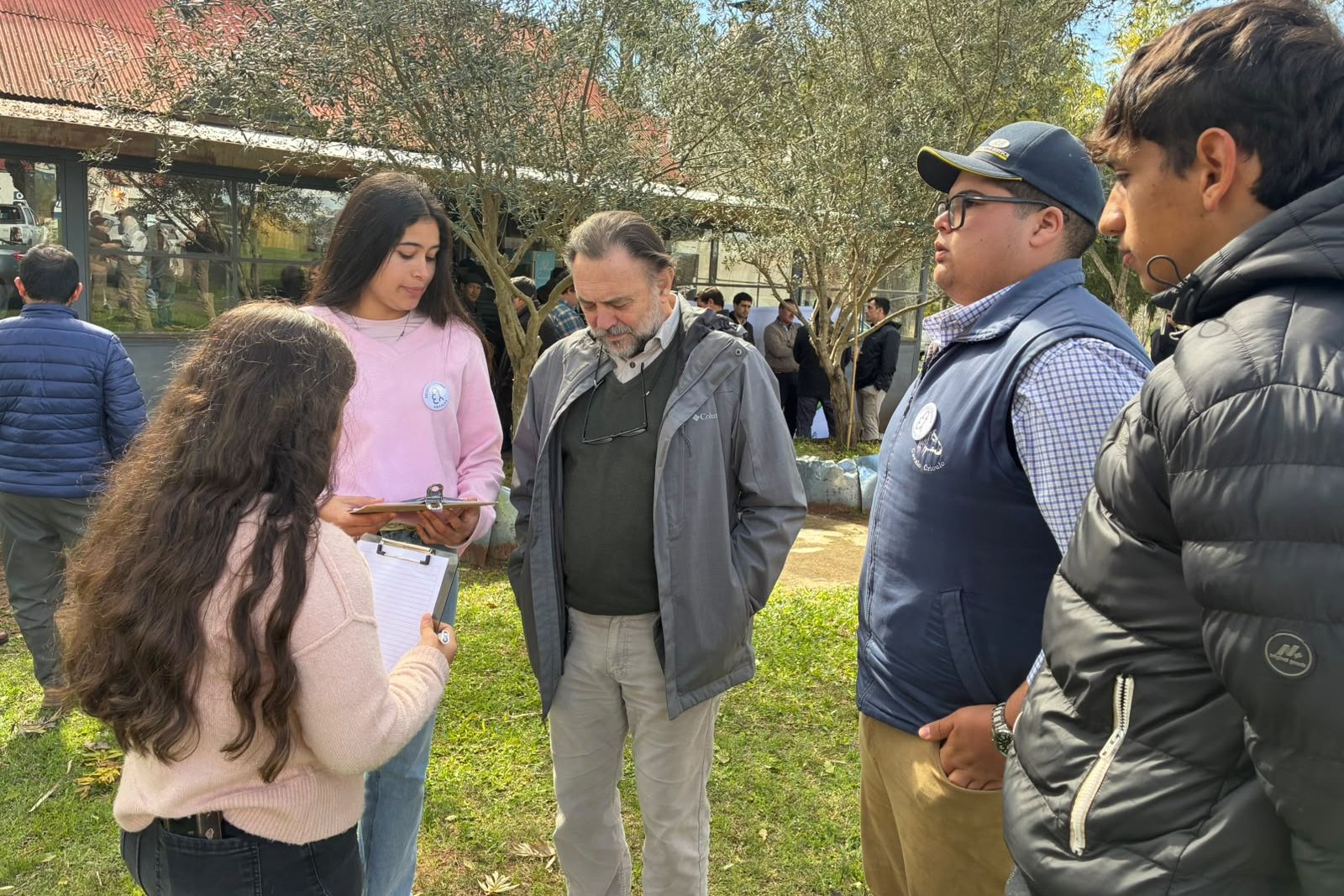 Estudiantes de la Escuela Agraria de Artigas participaron de la Zafra Ovina 2026