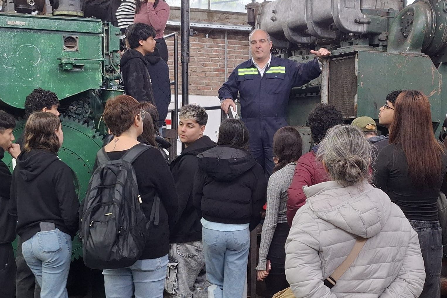 La Escuela Técnica Superior Marítima recibió a más de 80 estudiantes en una jornada de puertas abiertas